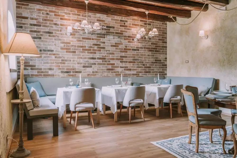 Hotels 900m² in Croatia, Novigrad. Priced at 2300000€ rent photo-17