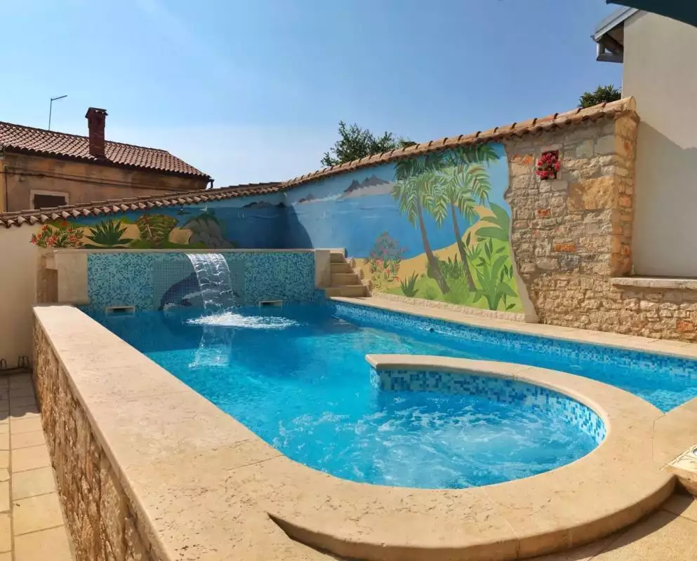 Villa 537m² in Croatia, Vodnjan. Priced at 730000€ rent photo-1