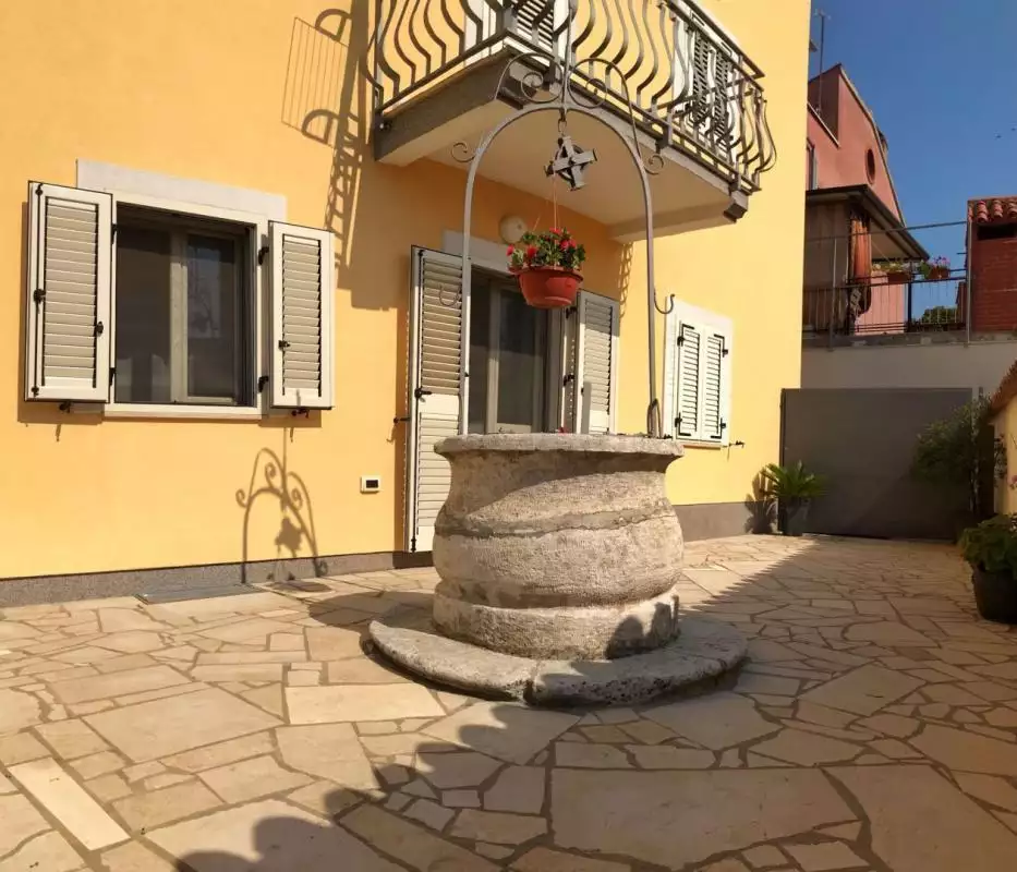 Villa 537m² in Croatia, Vodnjan. Priced at 730000€ rent photo-3