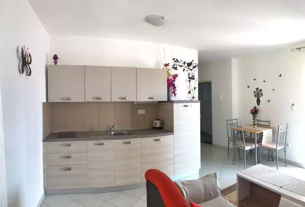 Villa 537m² in Croatia, Vodnjan. Priced at 730000€ rent photo-7