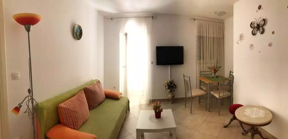 Villa 537m² in Croatia, Vodnjan. Priced at 730000€ rent photo-13