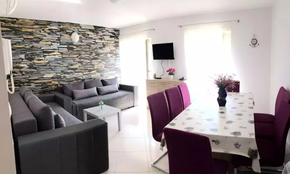 Villa 537m² in Croatia, Vodnjan. Priced at 730000€ rent photo-19