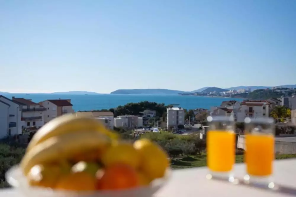 Hotels 468m² in Croatia, Podstrana. Priced at 1100000€ rent photo-2