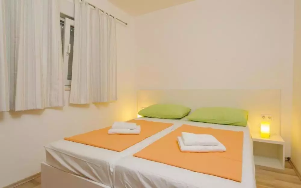 Hotels 468m² in Croatia, Podstrana. Priced at 1100000€ rent photo-8
