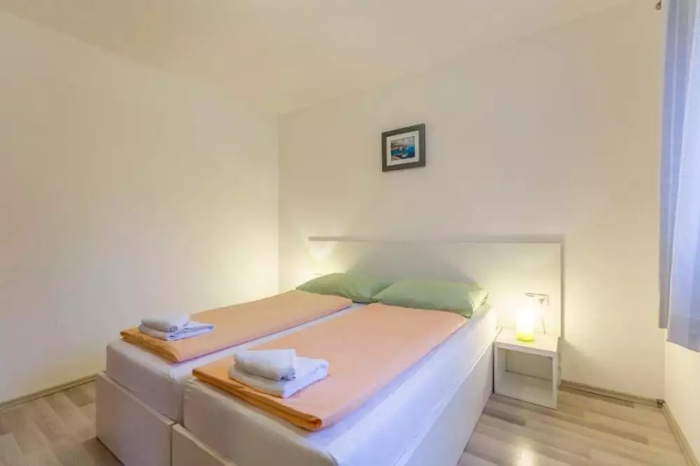 Hotels 468m² in Croatia, Podstrana. Priced at 1100000€ rent photo-10