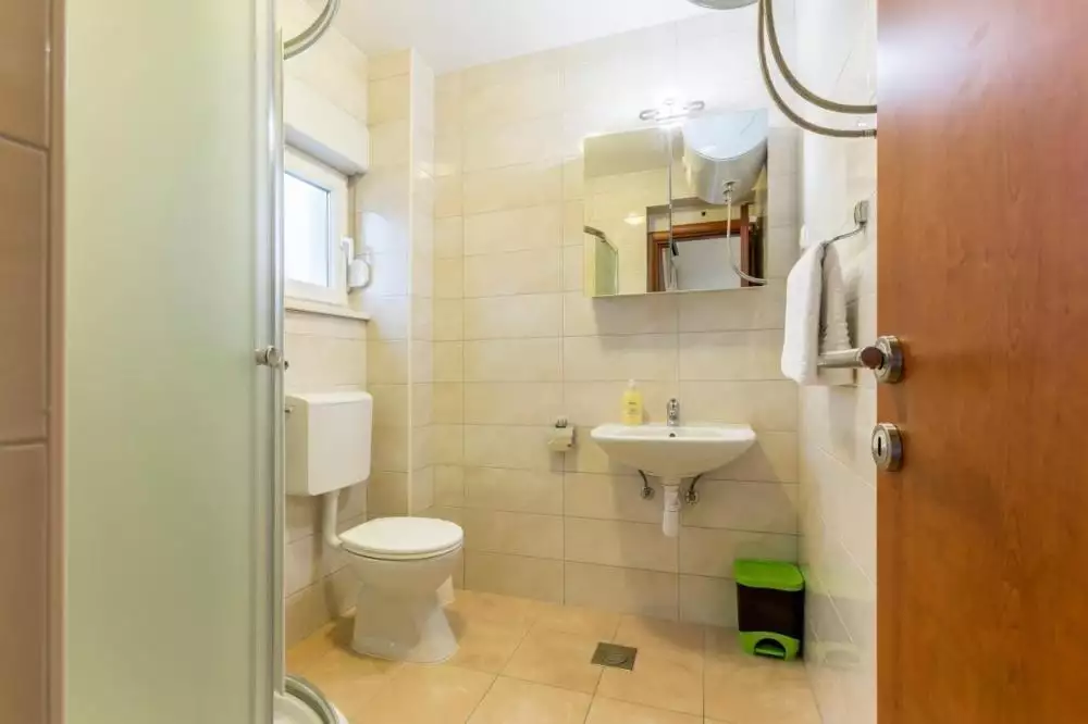 Hotels 468m² in Croatia, Podstrana. Priced at 1100000€ rent photo-13