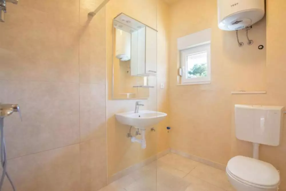 Hotels 468m² in Croatia, Podstrana. Priced at 1100000€ rent photo-22