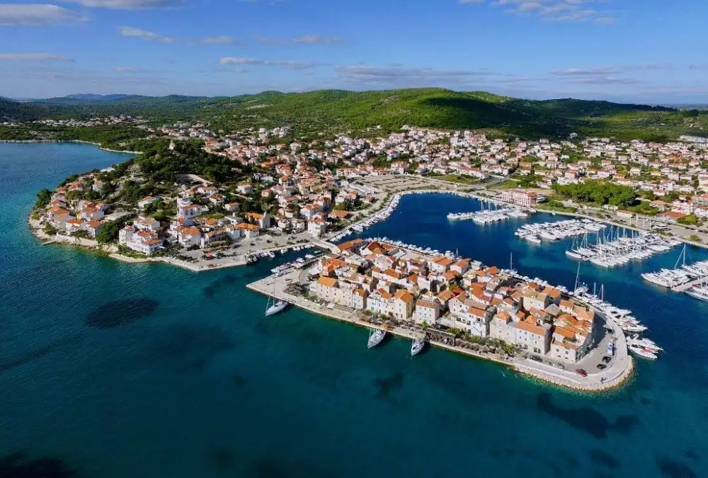 Villa 180m² in Croatia, Tribunj. Priced at 576000€ rent photo-3