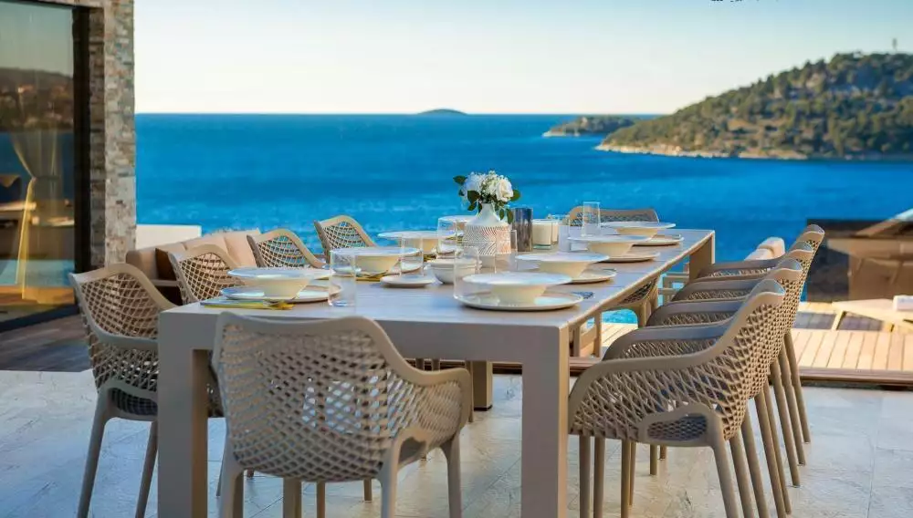 Villa 260m² in Croatia, Rogoznica. Priced at 1480000€ rent photo-4