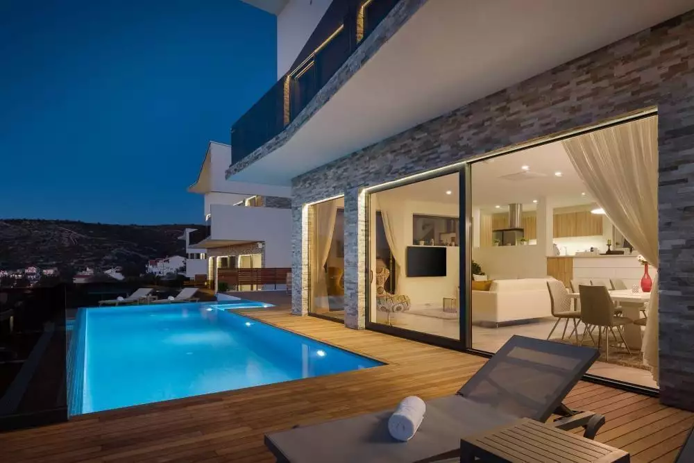 Villa 260m² in Croatia, Rogoznica. Priced at 1480000€ rent photo-19