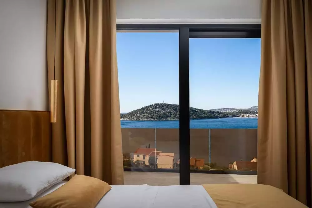 Villa 260m² in Croatia, Rogoznica. Priced at 1480000€ rent photo-24