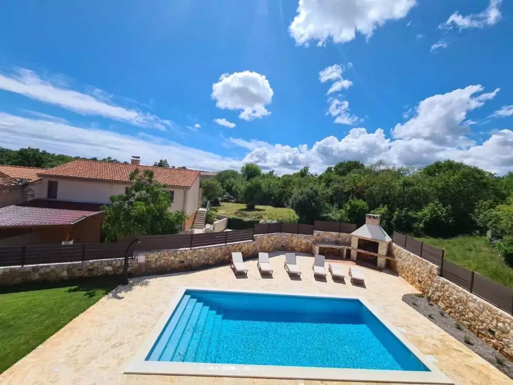 Villa 167m² in Croatia, Dobrinj. Priced at 999000€ rent photo-2