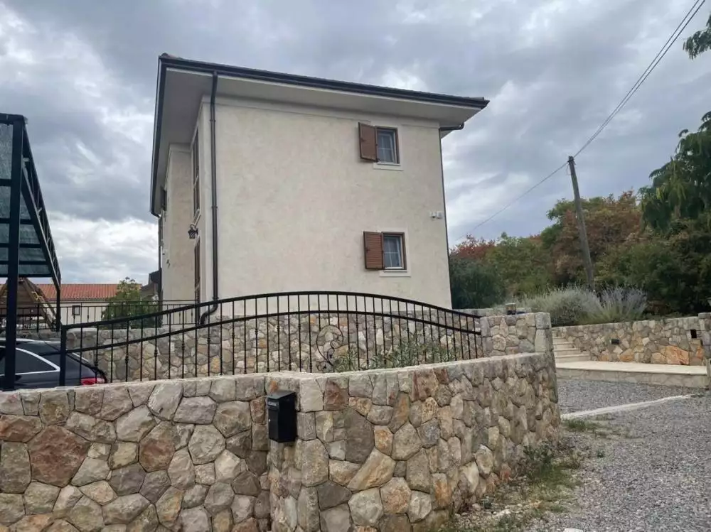 Villa 167m² in Croatia, Dobrinj. Priced at 999000€ rent photo-7