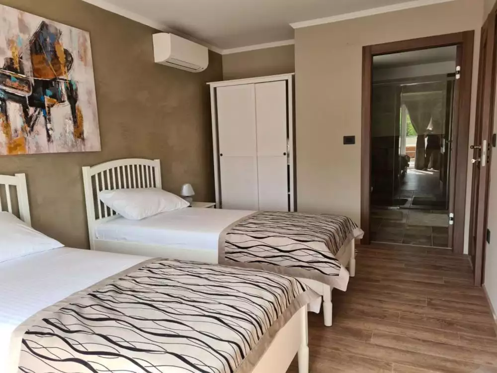 Villa 167m² in Croatia, Dobrinj. Priced at 999000€ rent photo-15