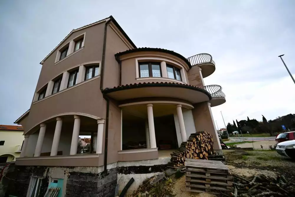 Hotels 640m² in Croatia, Rovinj. Priced at 910000€ rent photo-1
