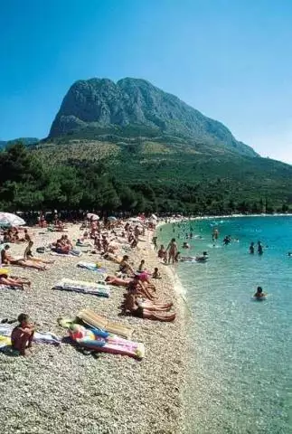 Hotels 835m² in Croatia, Podaca. Priced at 2000000€ rent photo-11