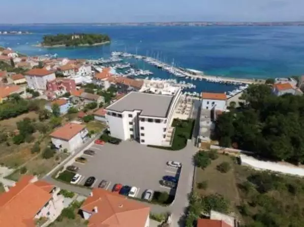 Hotels 4418m² in Croatia, Ugljan. Priced at 9900000€ rent photo-3