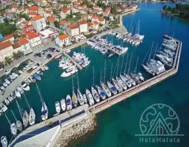 Buy in Croatia for 9900000€