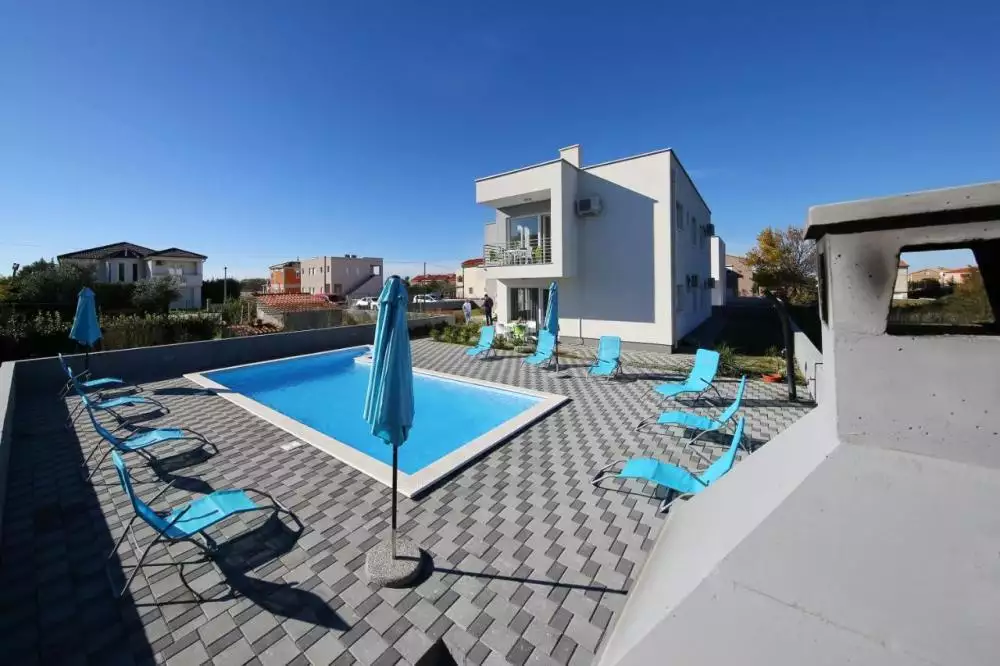 Hotels 235m² in Croatia, Zaton. Priced at 790000€ rent photo-4