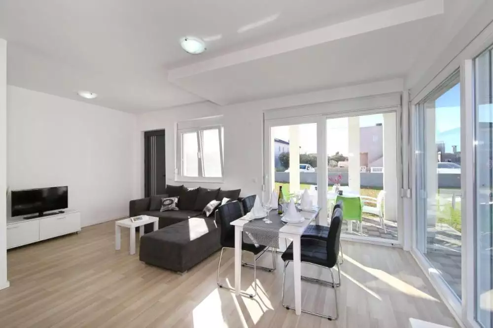Hotels 235m² in Croatia, Zaton. Priced at 790000€ rent photo-7