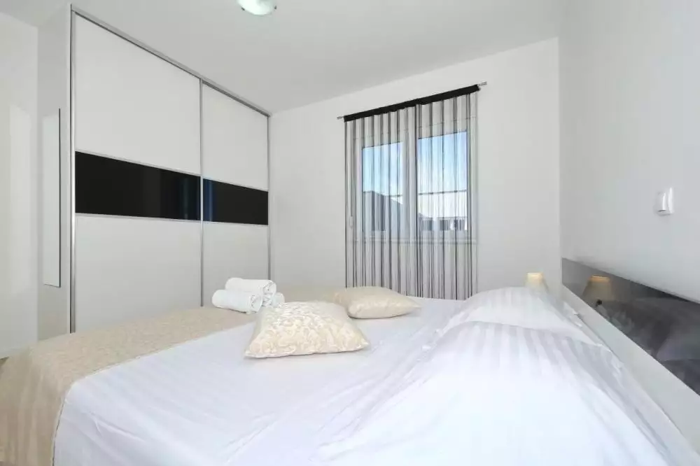 Hotels 235m² in Croatia, Zaton. Priced at 790000€ rent photo-10