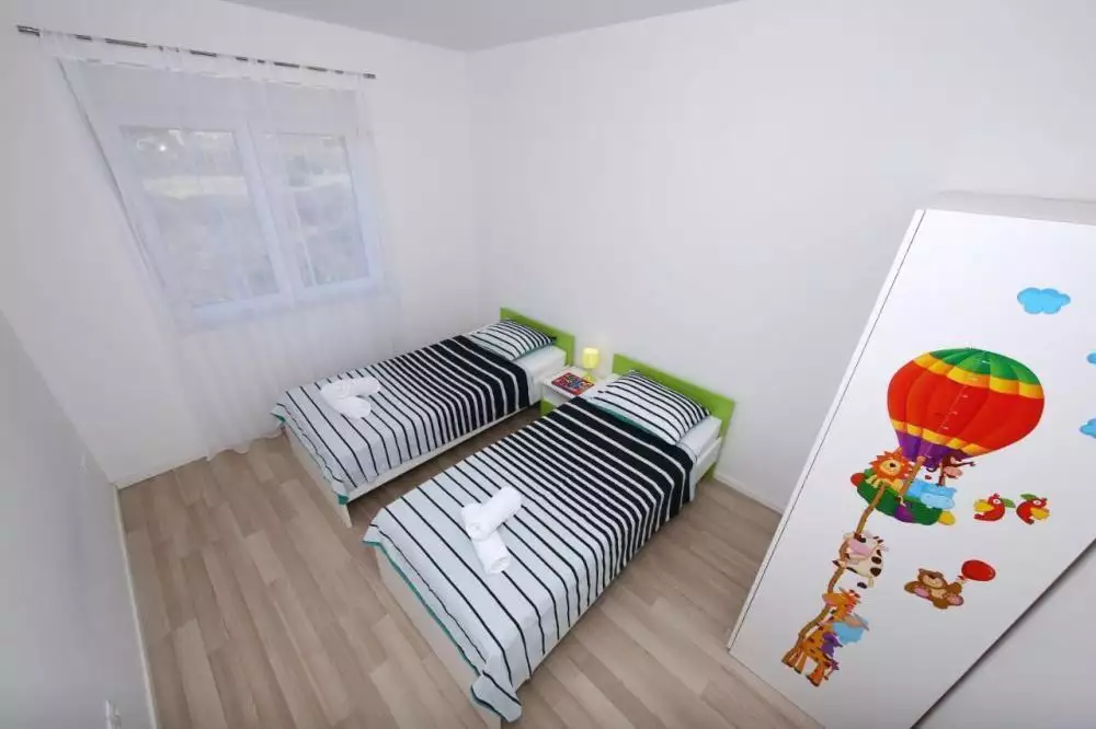 Hotels 235m² in Croatia, Zaton. Priced at 790000€ rent photo-15