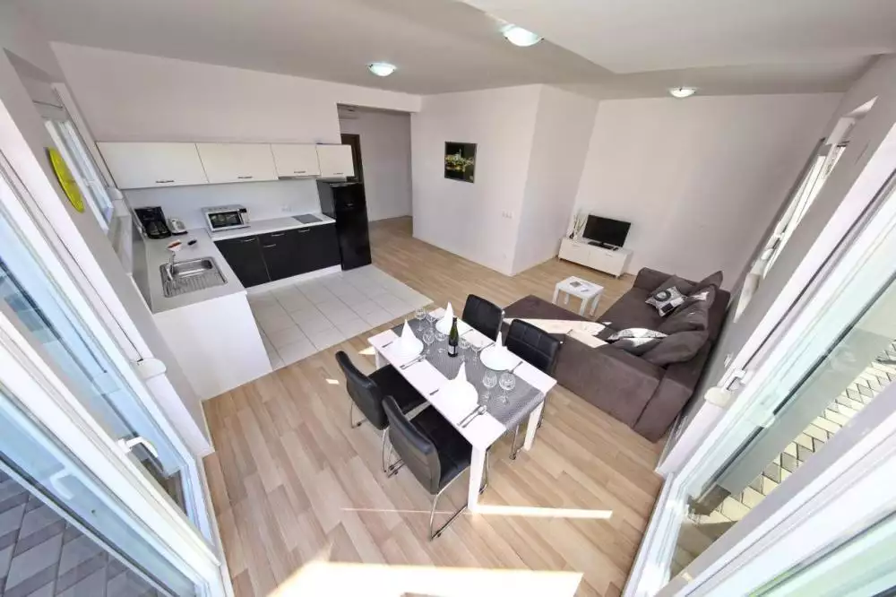 Hotels 235m² in Croatia, Zaton. Priced at 790000€ rent photo-16