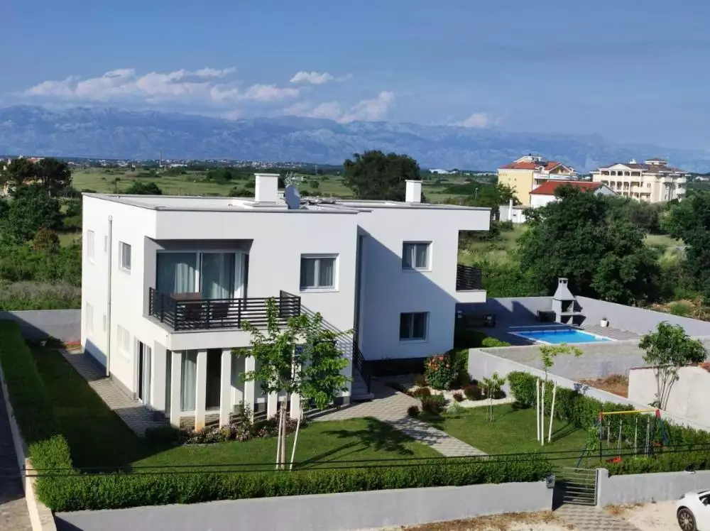 Hotels 235m² in Croatia, Zaton. Priced at 790000€ rent photo-17