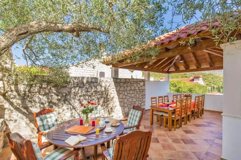 Hotels 400m² in Croatia, Zaton. Priced at 1780000€ rent photo-12