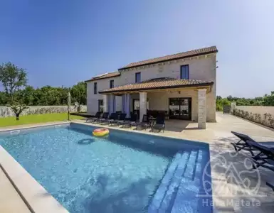 Buy in Croatia for 750000€