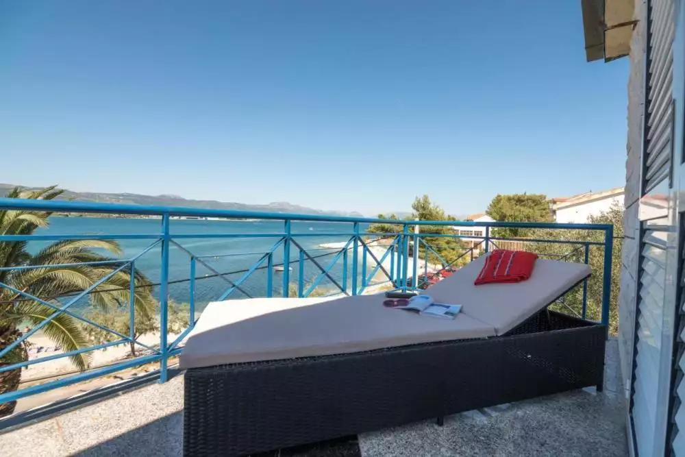 Villa 200m² in Croatia, Trogir. Priced at 1270000€ rent photo-12