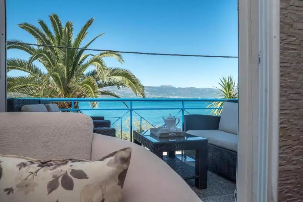 Villa 200m² in Croatia, Trogir. Priced at 1270000€ rent photo-15