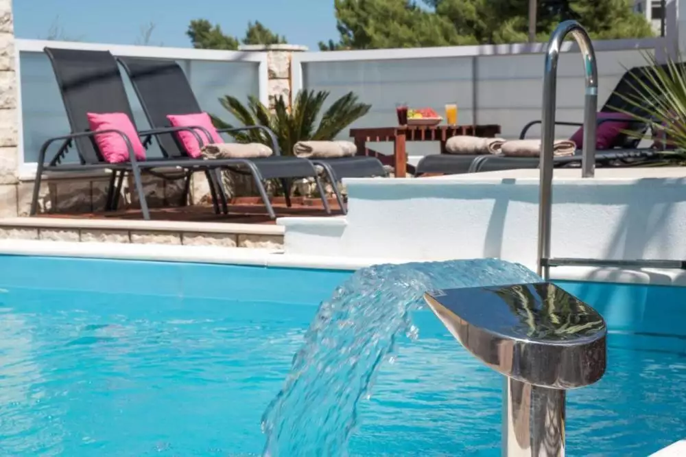 Villa 200m² in Croatia, Trogir. Priced at 1270000€ rent photo-16
