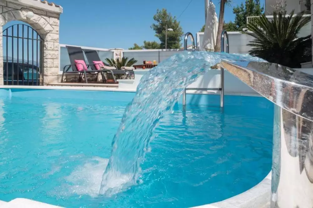 Villa 200m² in Croatia, Trogir. Priced at 1270000€ rent photo-17