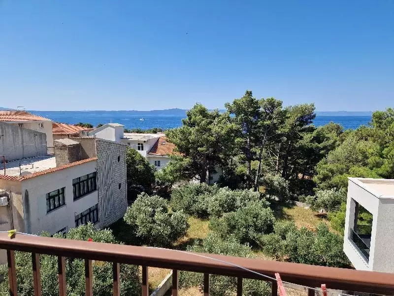 Hotels 500m² in Croatia, Tucepi. Priced at 2500000€ rent photo-4