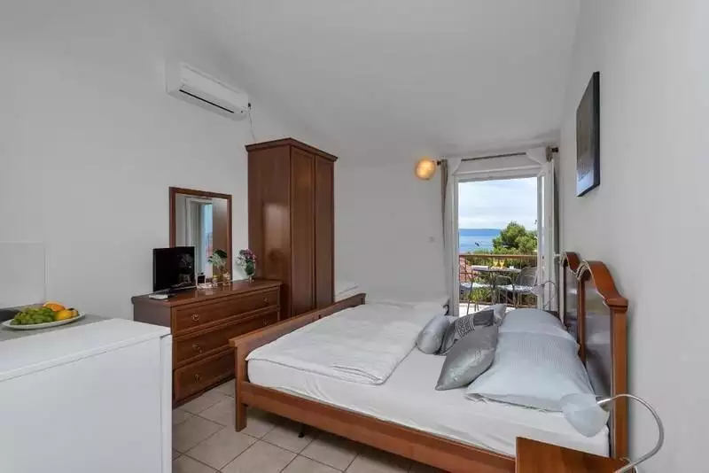 Hotels 500m² in Croatia, Tucepi. Priced at 2500000€ rent photo-19