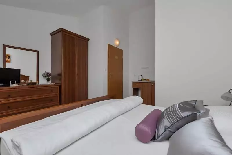 Hotels 500m² in Croatia, Tucepi. Priced at 2500000€ rent photo-22
