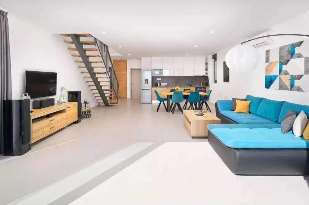 Villa 200m² in Croatia, Makarska. Priced at 990000€ rent photo-9