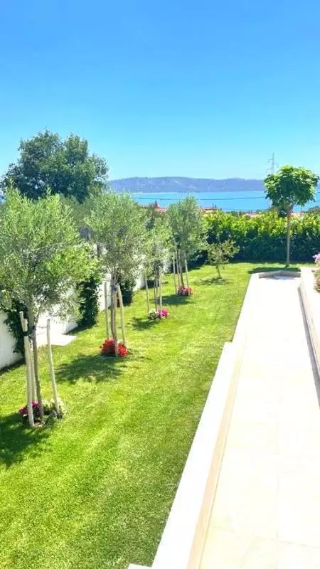 Villa 350m² in Croatia, Kastela. Priced at 2200000€ rent photo-10