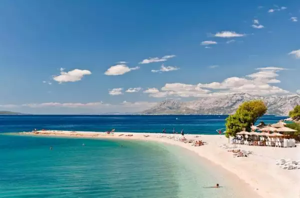 Hotels 420m² in Croatia, Makarska. Priced at 1280000€ rent photo-3