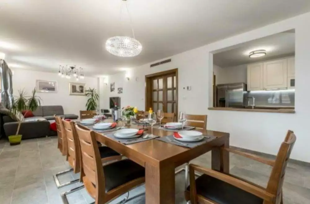 Villa 330m² in Croatia, Omis. Priced at 1600000€ rent photo-8