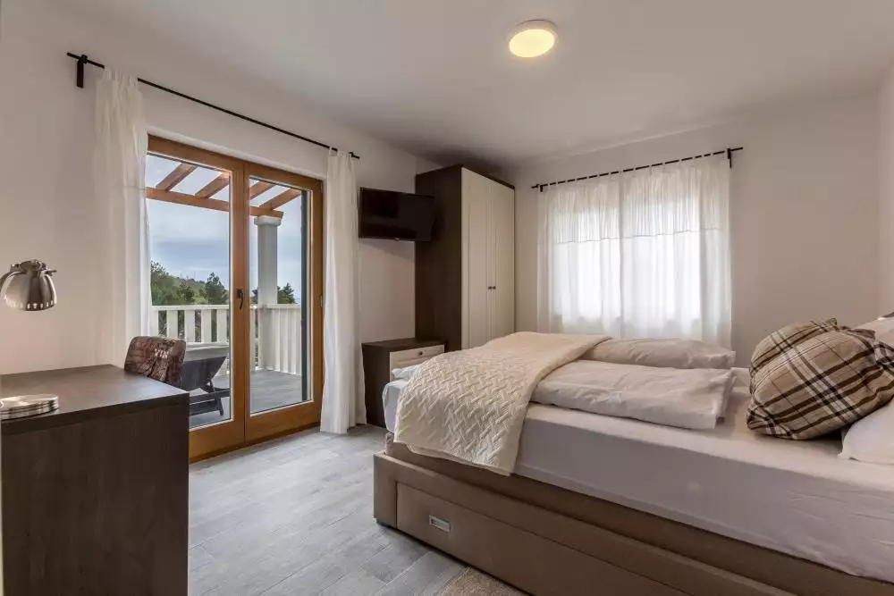 Villa 330m² in Croatia, Omis. Priced at 1600000€ rent photo-23