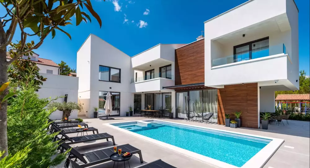 Villa 277m² in Croatia, Zadar. Priced at 985000€ rent photo-5