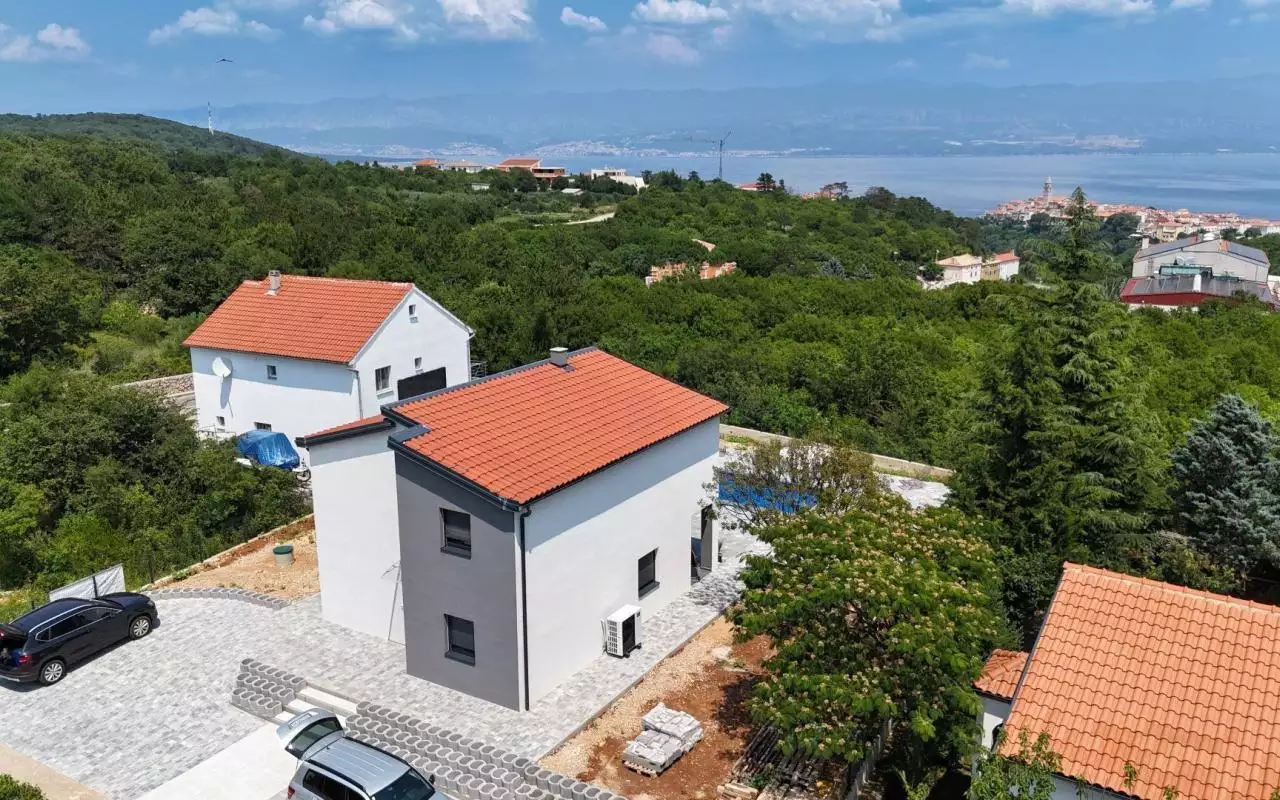 Villa 125m² in Croatia, Vrbnik. Priced at 699000€ rent photo-11