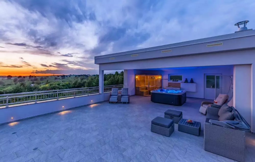 Villa 175m² in Croatia, Medulin. Priced at 1300000€ rent photo-19