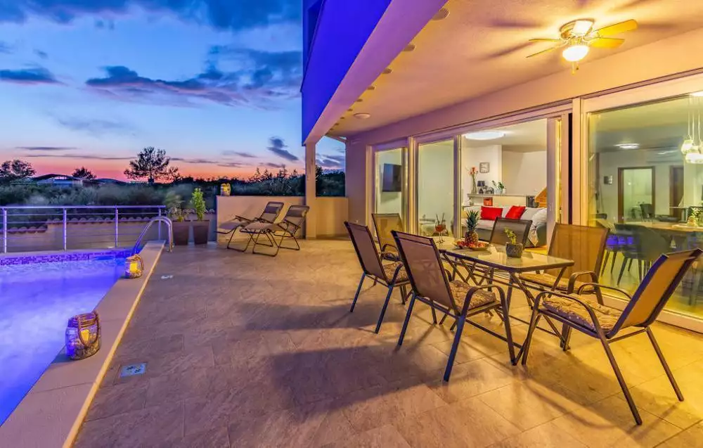 Villa 175m² in Croatia, Medulin. Priced at 1300000€ rent photo-20