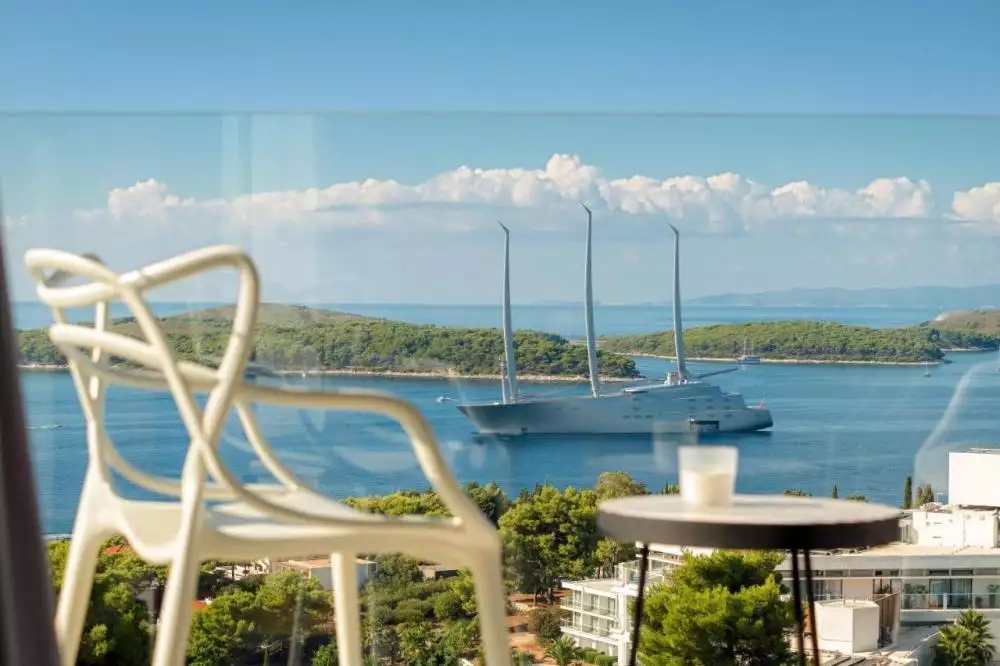 Villa 280m² in Croatia, Hvar. Priced at 5000000€ rent photo-7
