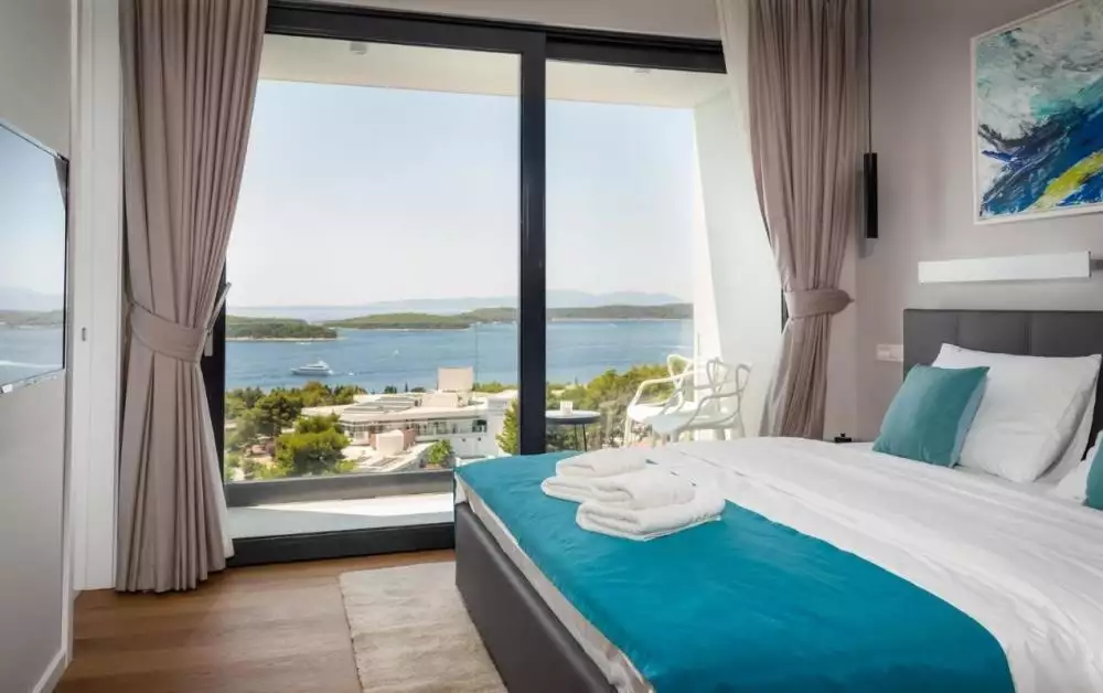 Villa 280m² in Croatia, Hvar. Priced at 5000000€ rent photo-21