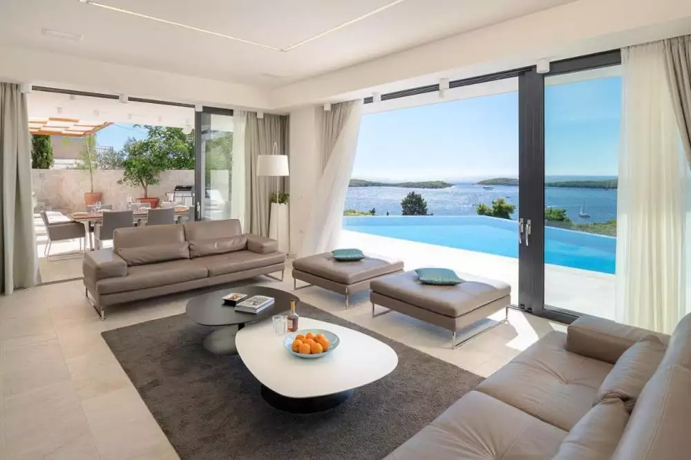 Villa 280m² in Croatia, Hvar. Priced at 5000000€ rent photo-24