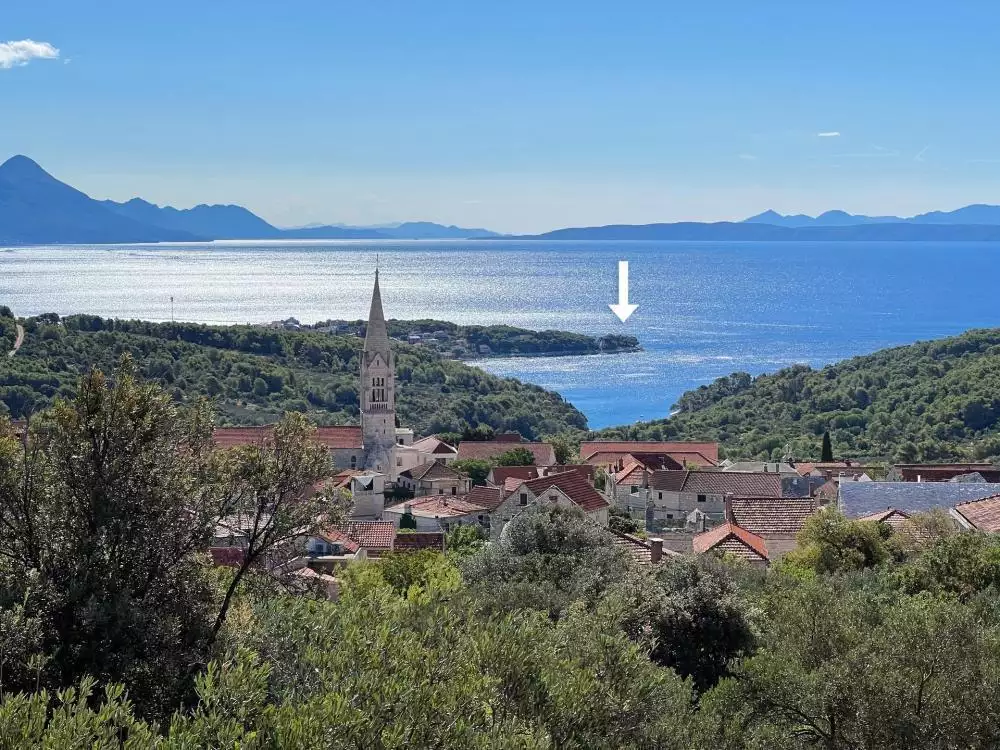 Villa 1m² in Croatia, Sumartin. Priced at 1400000€ rent photo-2